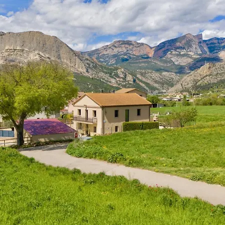 Casa Cal Cano Feriehus *