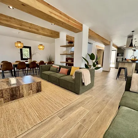 Holiday home Casa Cal Cano Oliana